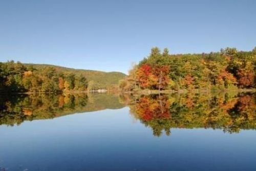 Summer Isn’t Over Yet: Lakes, Hikes & Little Escapes Around Albany