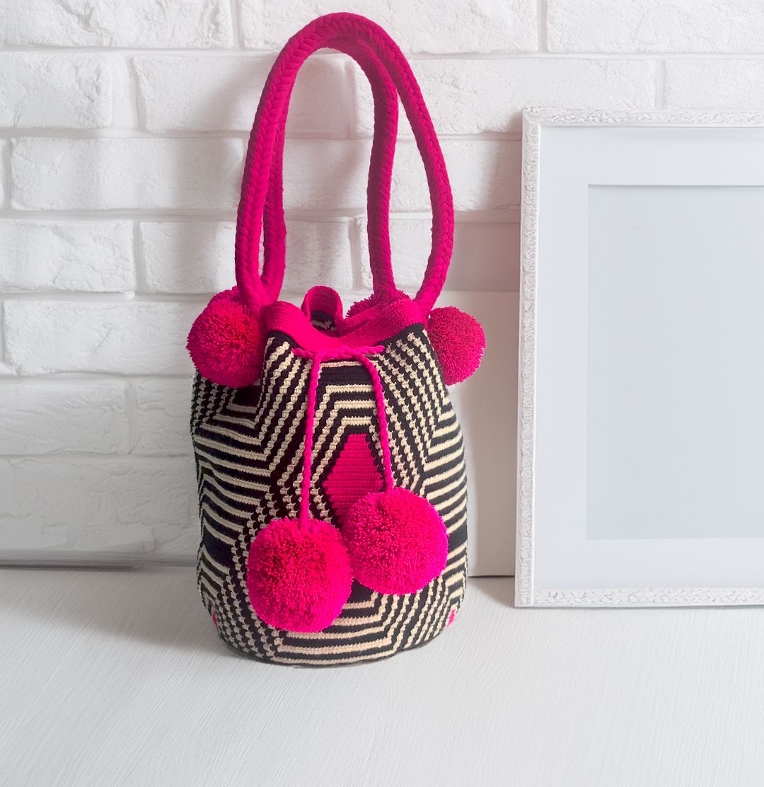 vibrant magenta, black and beige wayuu handbag